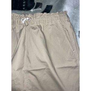 Women’s Tan Skirt 🤎